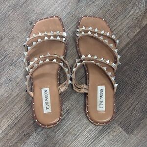 Steve Madden Brown Silver Studded Sandals